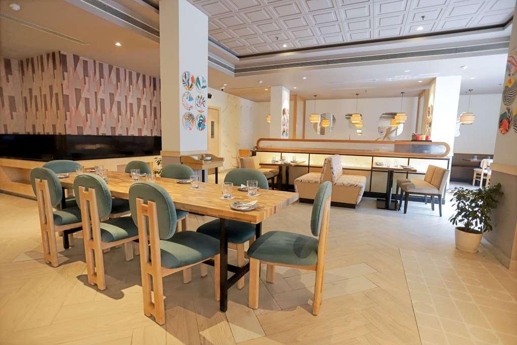 Park Inn By Radisson New Delhi Lajpat Nagar Restaurant photo