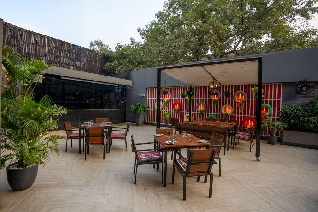 Park Inn By Radisson New Delhi Lajpat Nagar Restaurant photo