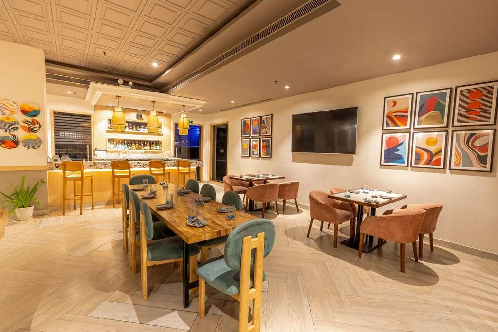 Park Inn By Radisson New Delhi Lajpat Nagar Restaurant photo