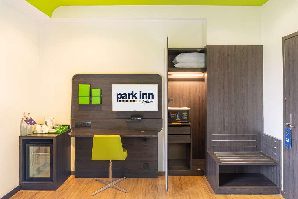 Park Inn By Radisson New Delhi Lajpat Nagar Chambre photo